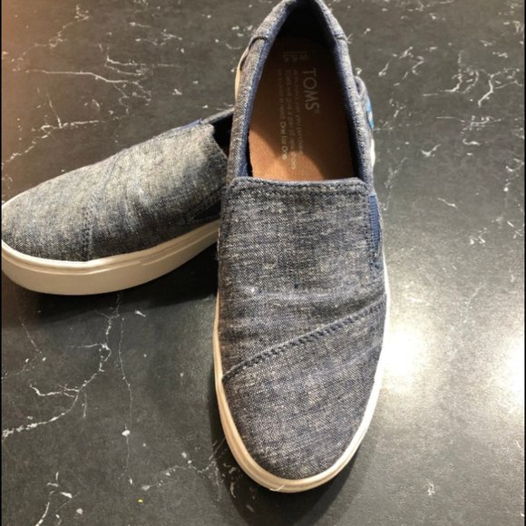 Tom's Women's Slip On Size 5.5 - Picture 4 of 9